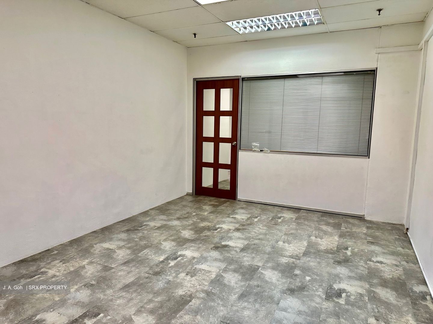 Golden Sultan Plaza (D7), Office #634567081